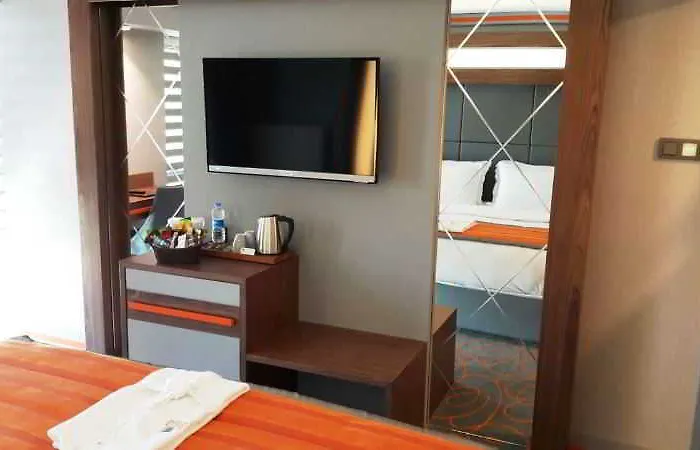 Onyx Business Hotel 3*