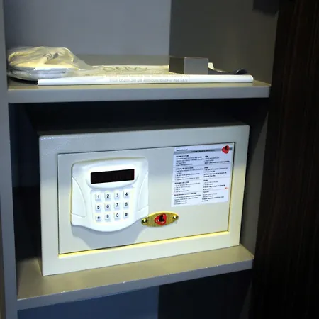 Onyx Business Hotel