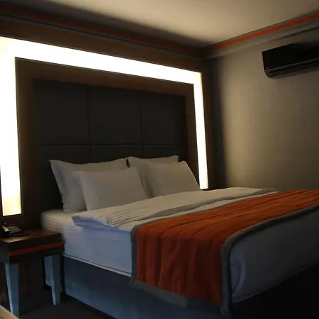 Onyx Business Hotel 3*