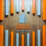 Onyx Business 3*
