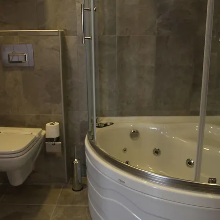 Onyx Business Hotel 3*