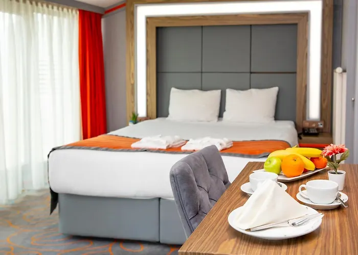 Onyx Business Otel 3*